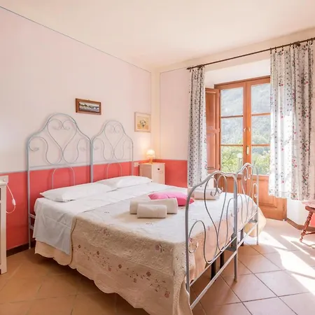 Vecchia Fornace La Piastra Agriturismo, With Pool, Abetone ファームステイ *