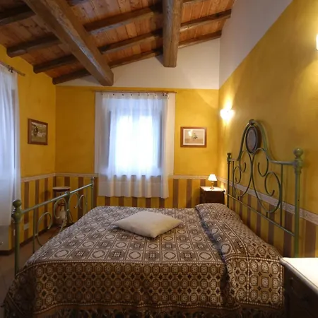 Vecchia Fornace La Piastra Agriturismo, With Pool, Abetone ファームステイ Pian degli Ontani