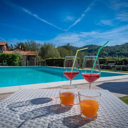 Farm stay Vecchia Fornace La Piastra Agriturismo, With Pool, Abetone *