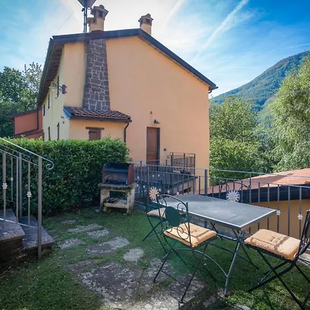 Vecchia Fornace La Piastra Agriturismo, With Pool, Abetone